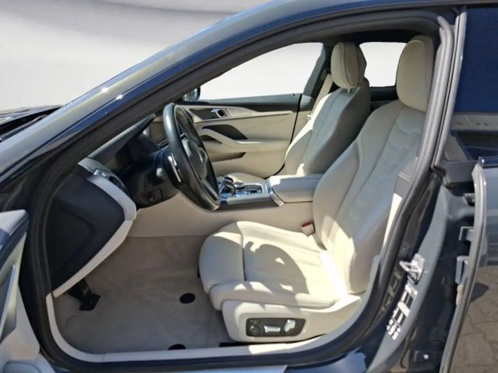BMW M850