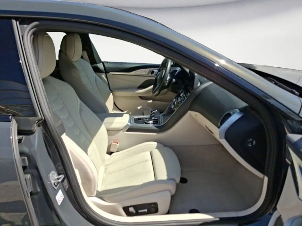 BMW M850