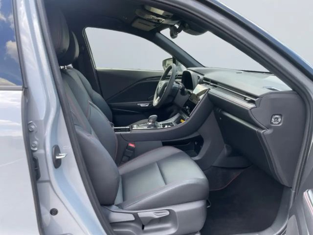 Lexus LBX