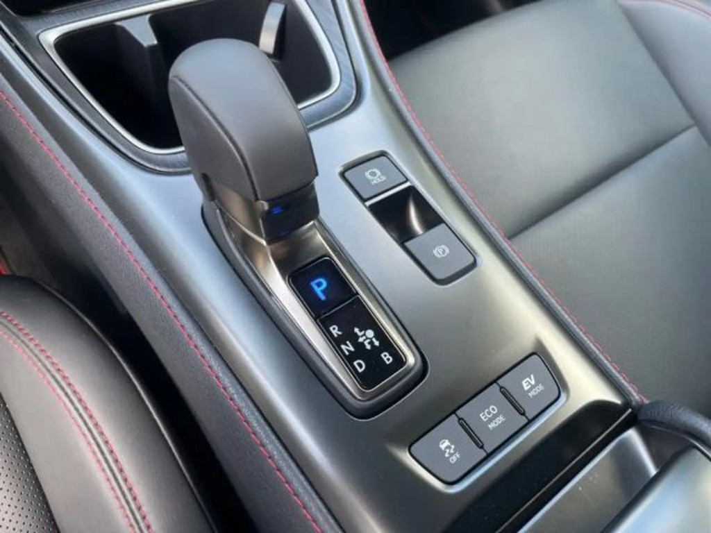 Lexus LBX