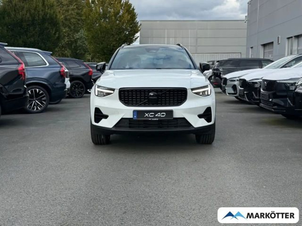 Volvo XC40 Plus
