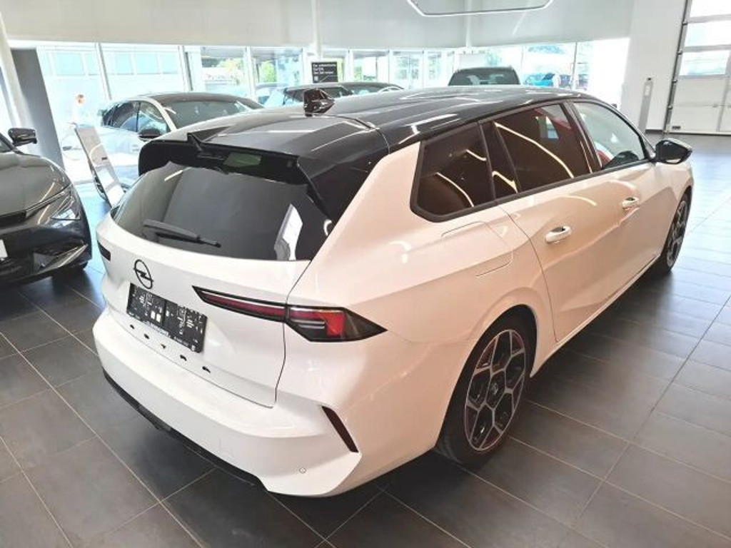 Opel Astra Sports Tourer Grand Sport Turbo GS-Line