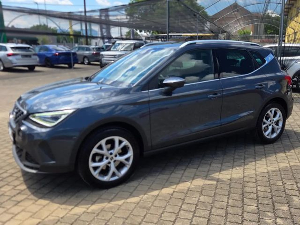 Seat Arona
