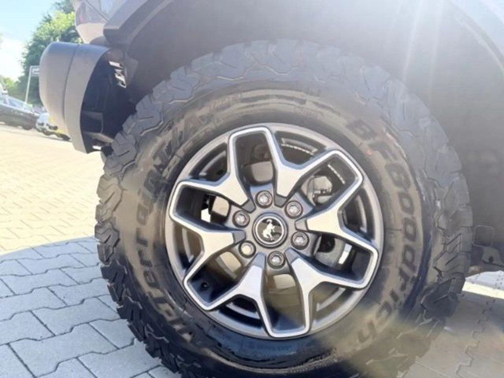 Ford Bronco
