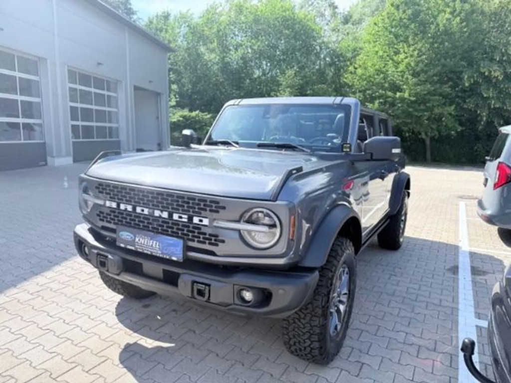 Ford Bronco