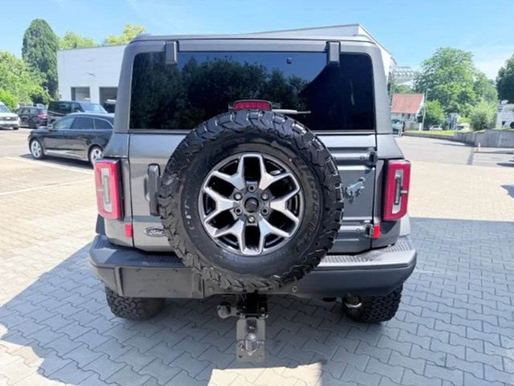 Ford Bronco