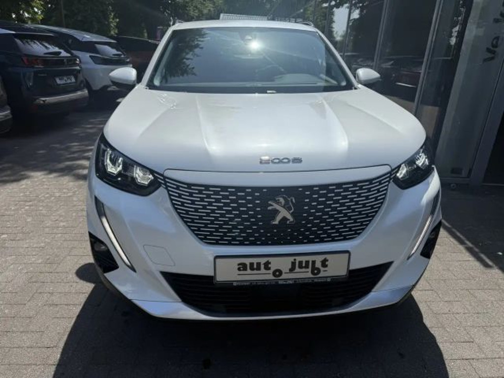 Peugeot e-2008