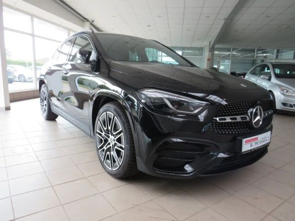 Mercedes-Benz GLA-Klasse GLA 200 AMG Line GLA 200 d
