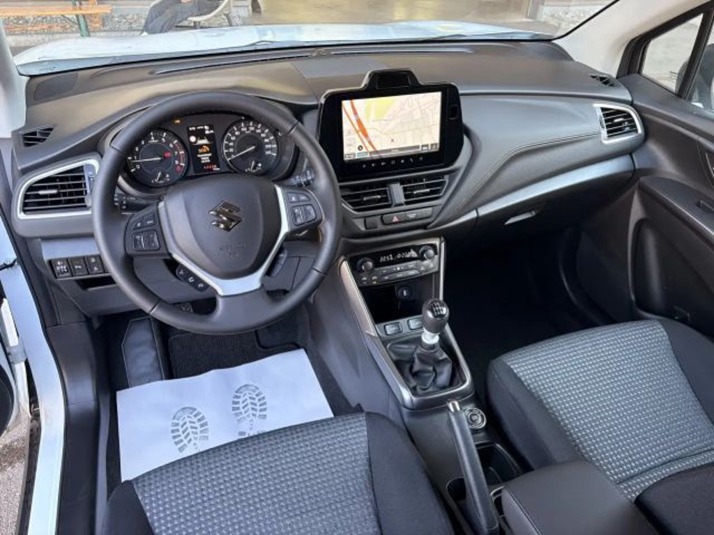 Suzuki S-Cross