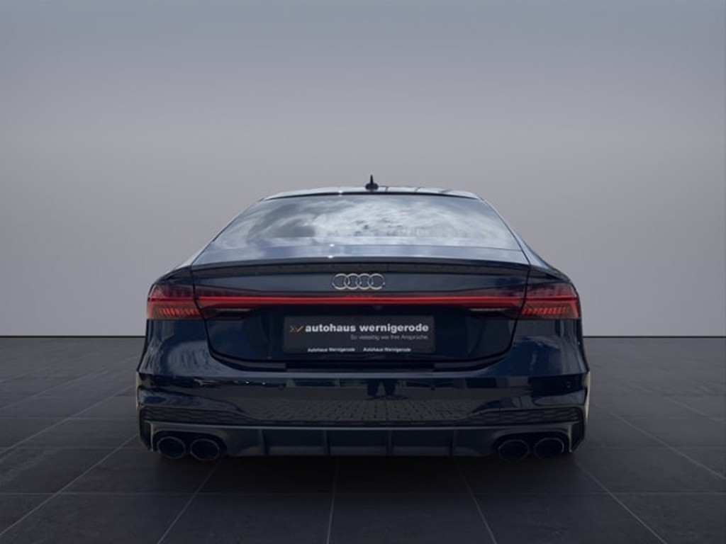 Audi S7