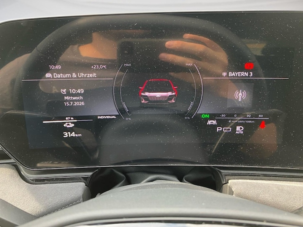 Audi A6 e-tron