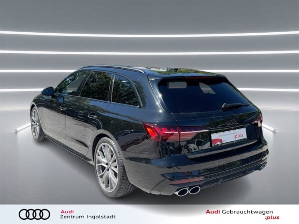 Audi S4