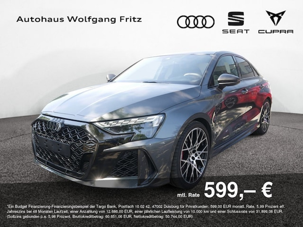 Audi RS3 Sedan Quattro S-Tronic