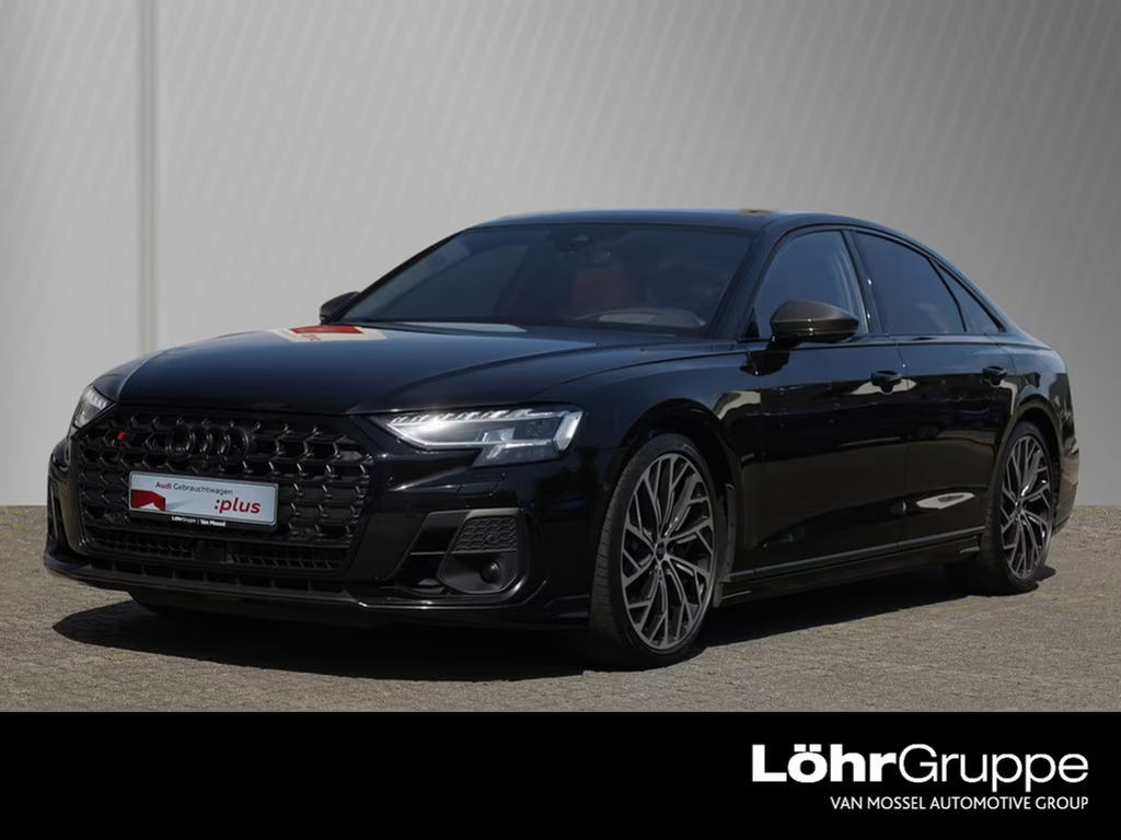 Audi S8