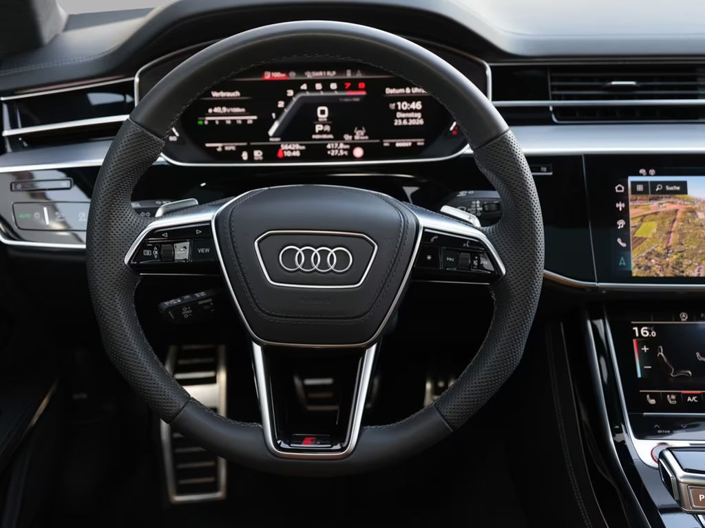 Audi S8