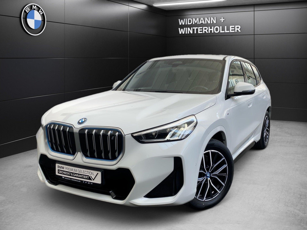 BMW iX1 xDrive30
