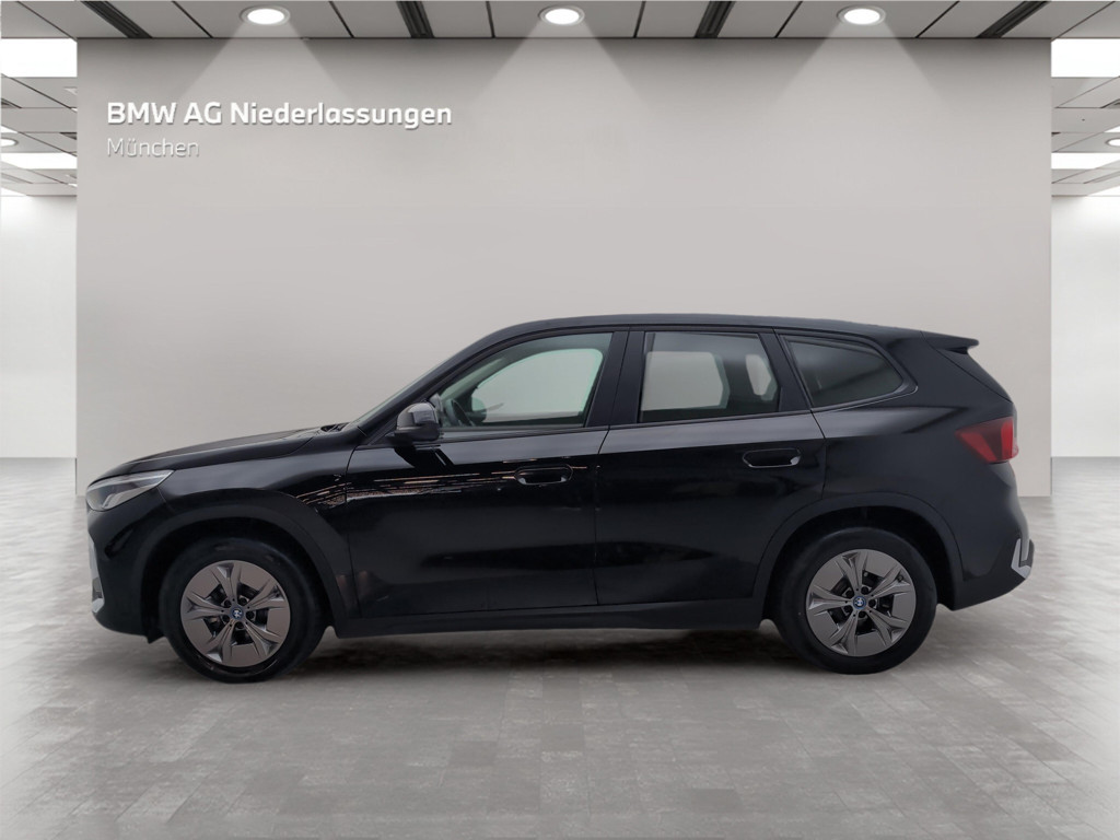 BMW iX1 xDrive30