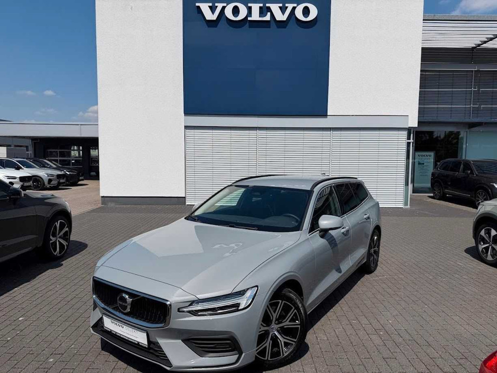 Volvo V60 Core