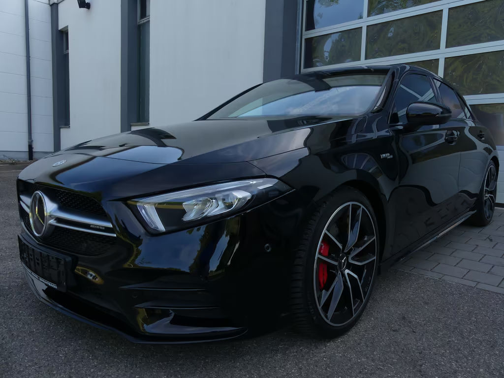 Mercedes-Benz A-Klasse AMG A 4MATIC A 35 AMG