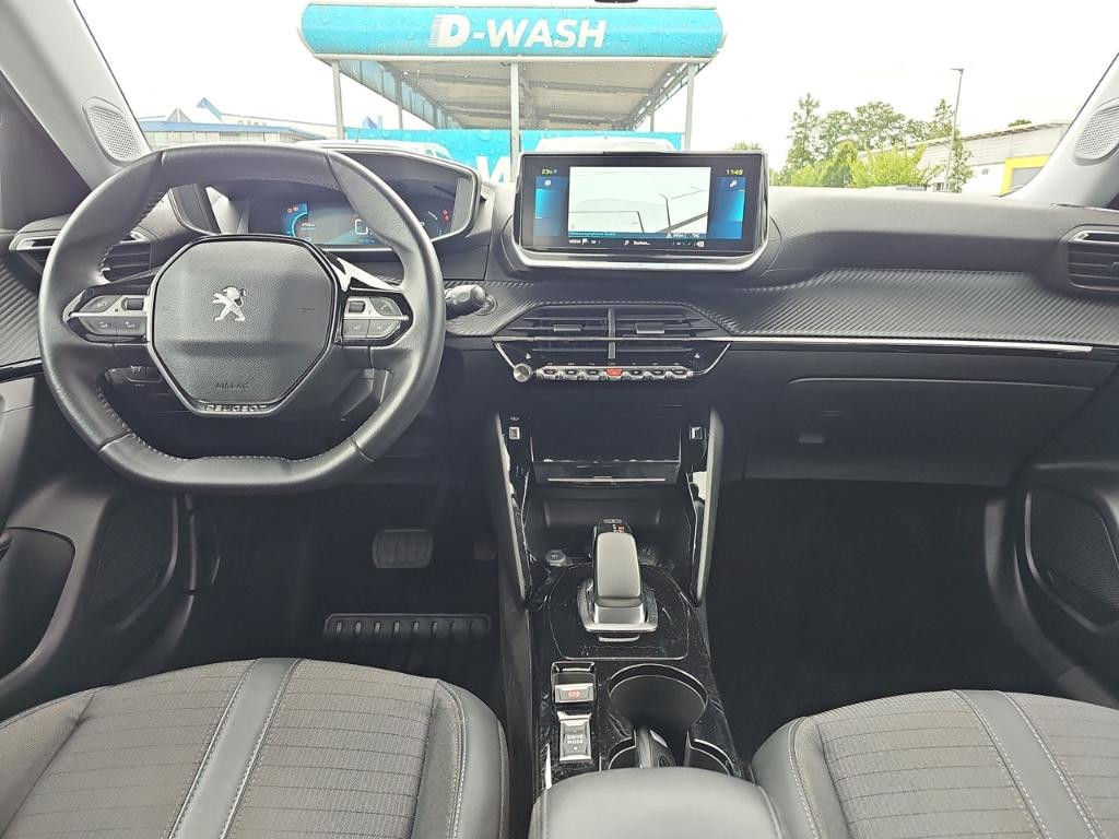 Peugeot e-2008