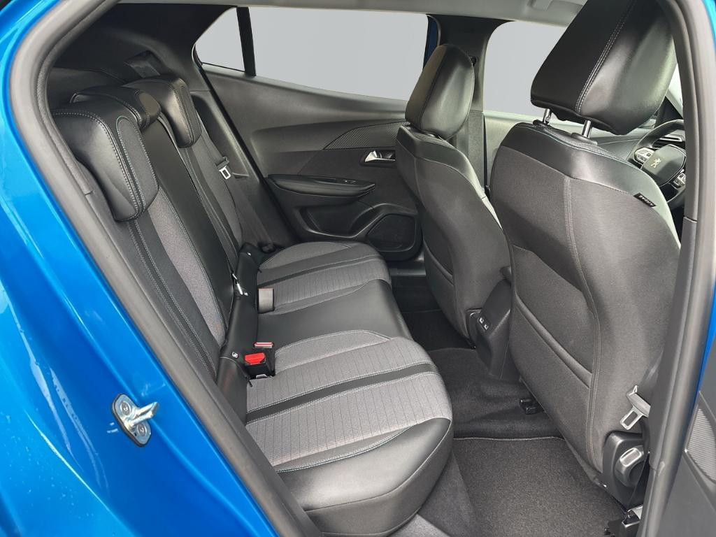 Peugeot e-2008