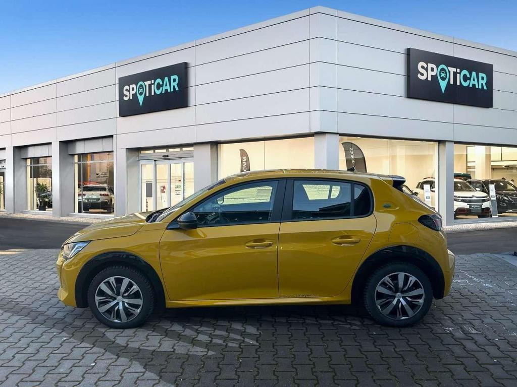 Peugeot e-208