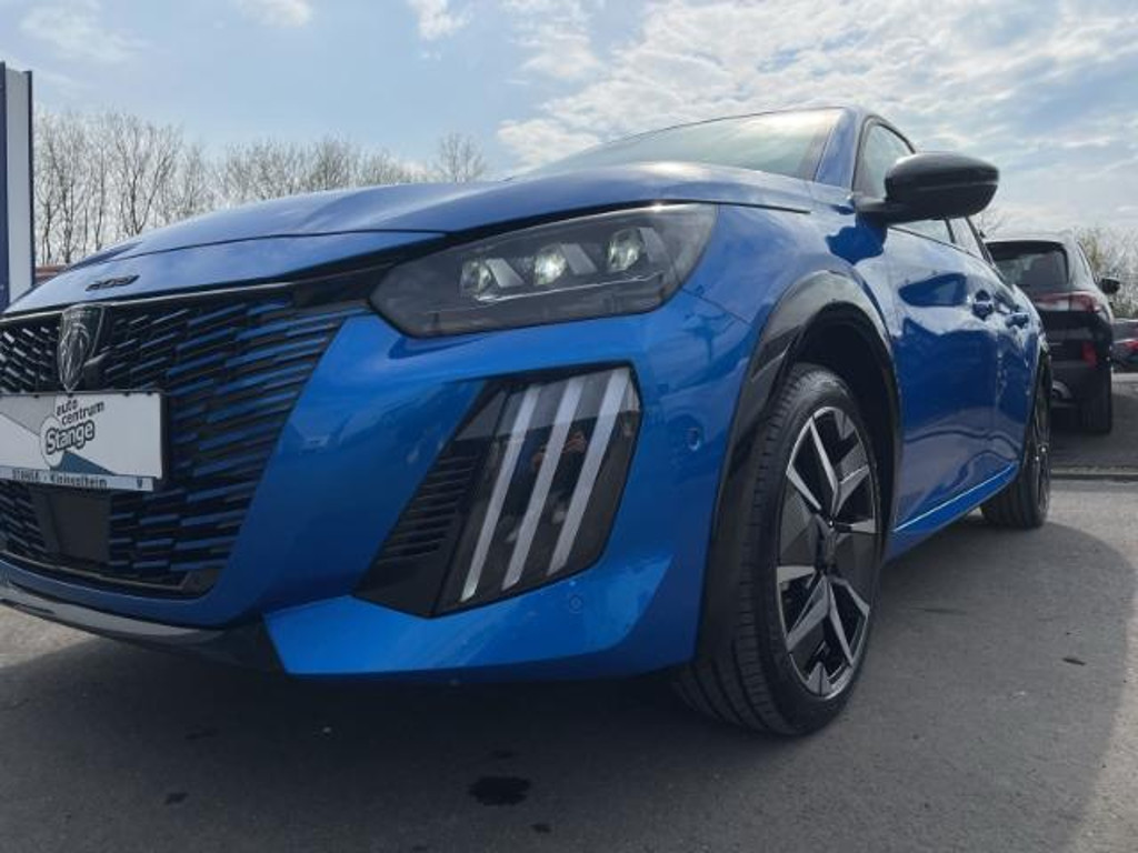 Peugeot e-208