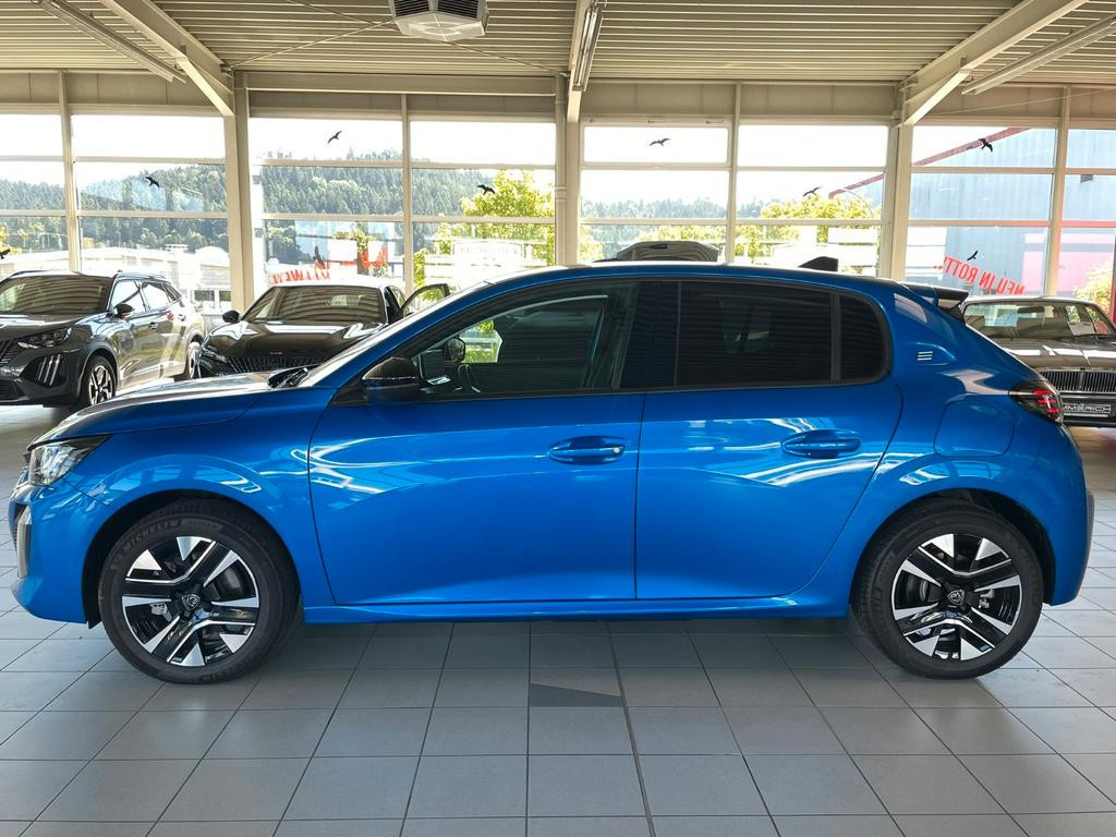 Peugeot e-208