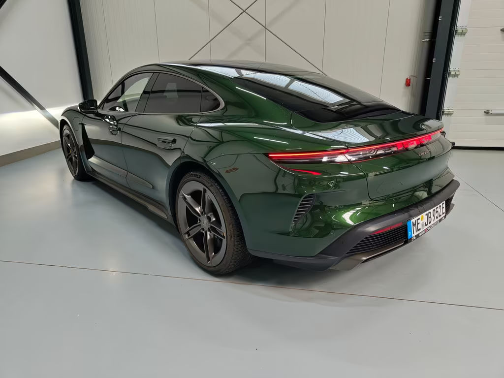 Porsche Taycan