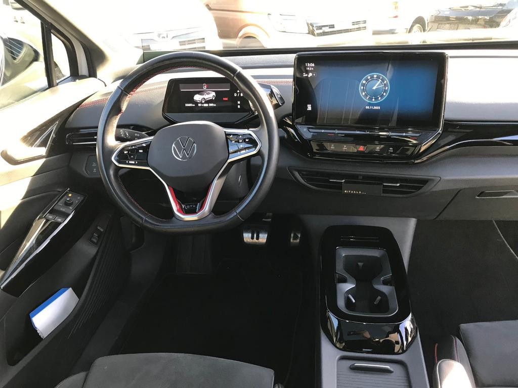 Volkswagen ID.5