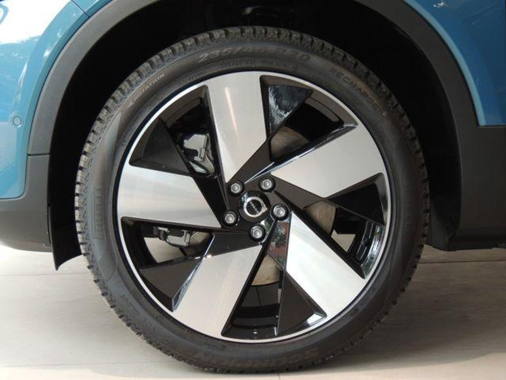 Volvo C40
