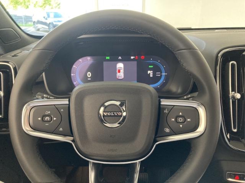 Volvo C40