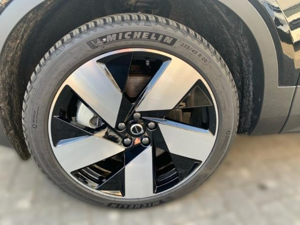 Volvo C40
