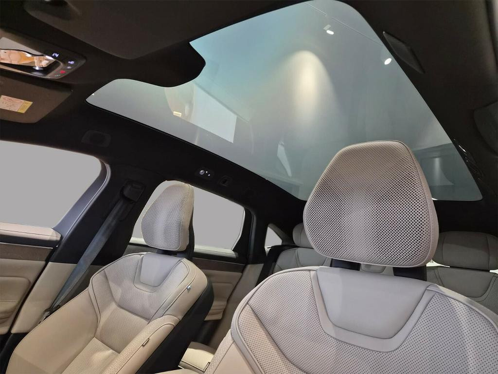 Volvo ES90