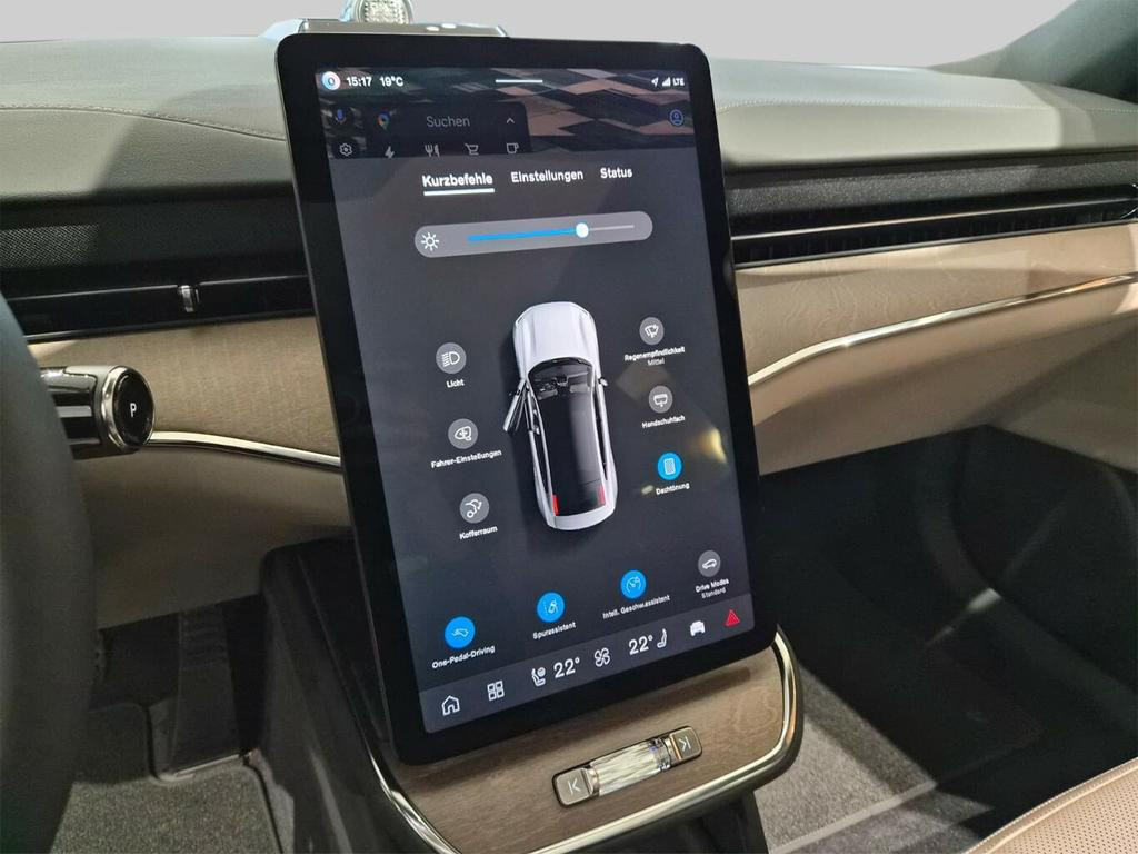 Volvo ES90