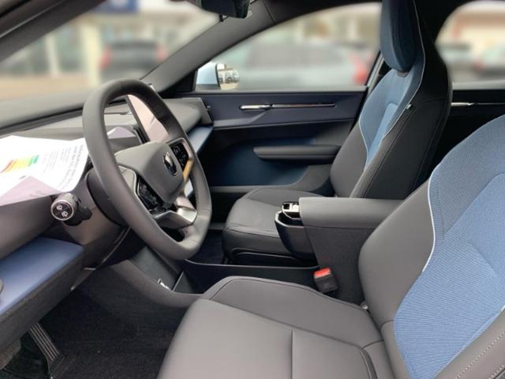 Volvo EX30