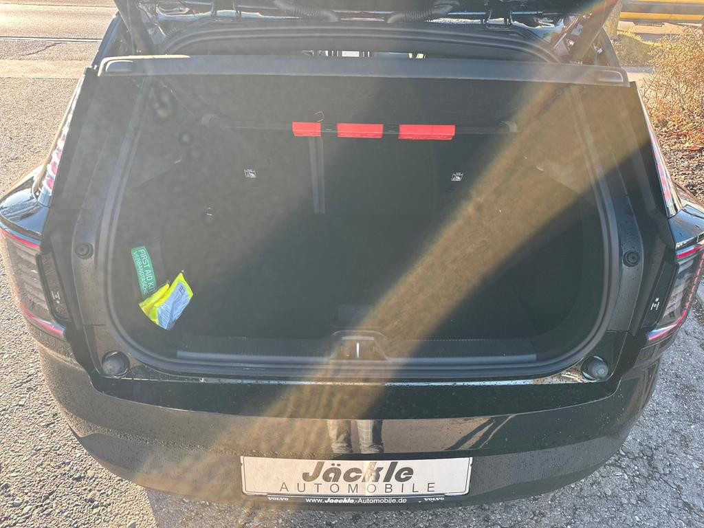 Volvo EX30