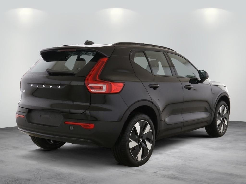 Volvo EX40