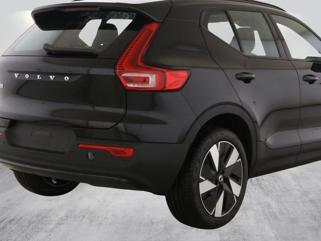 Volvo EX40