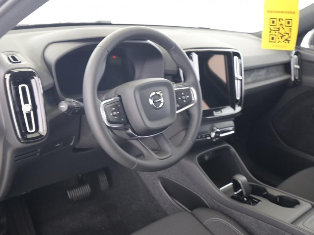 Volvo EX40