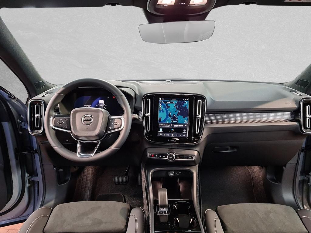 Volvo EX40