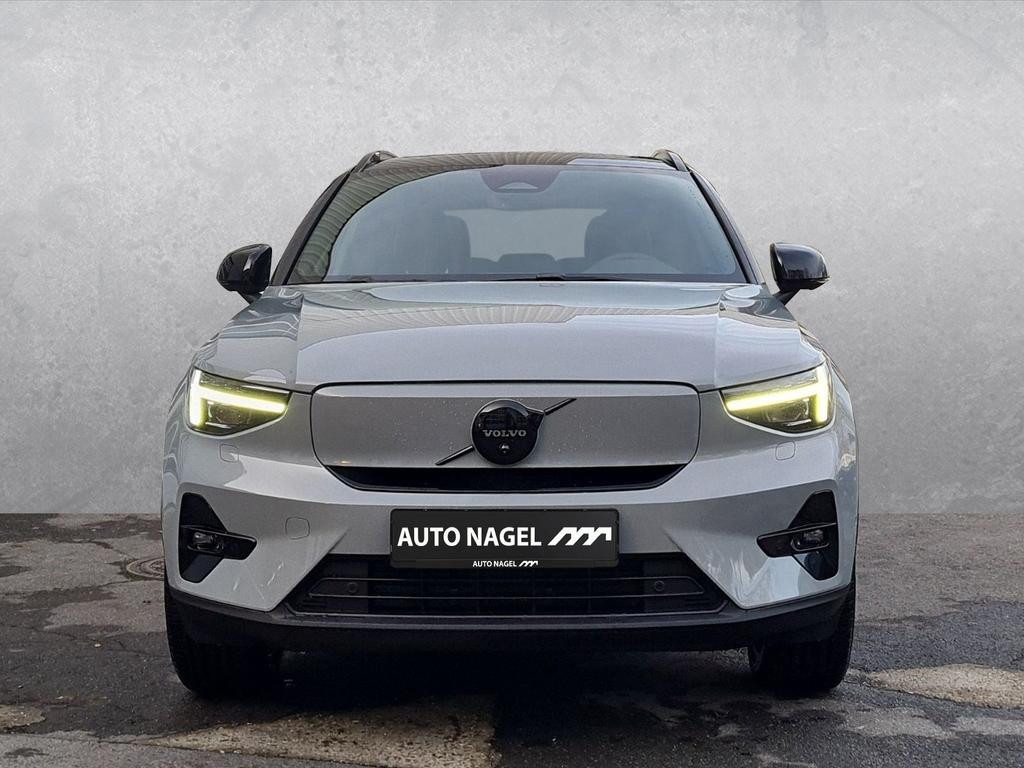 Volvo EX40