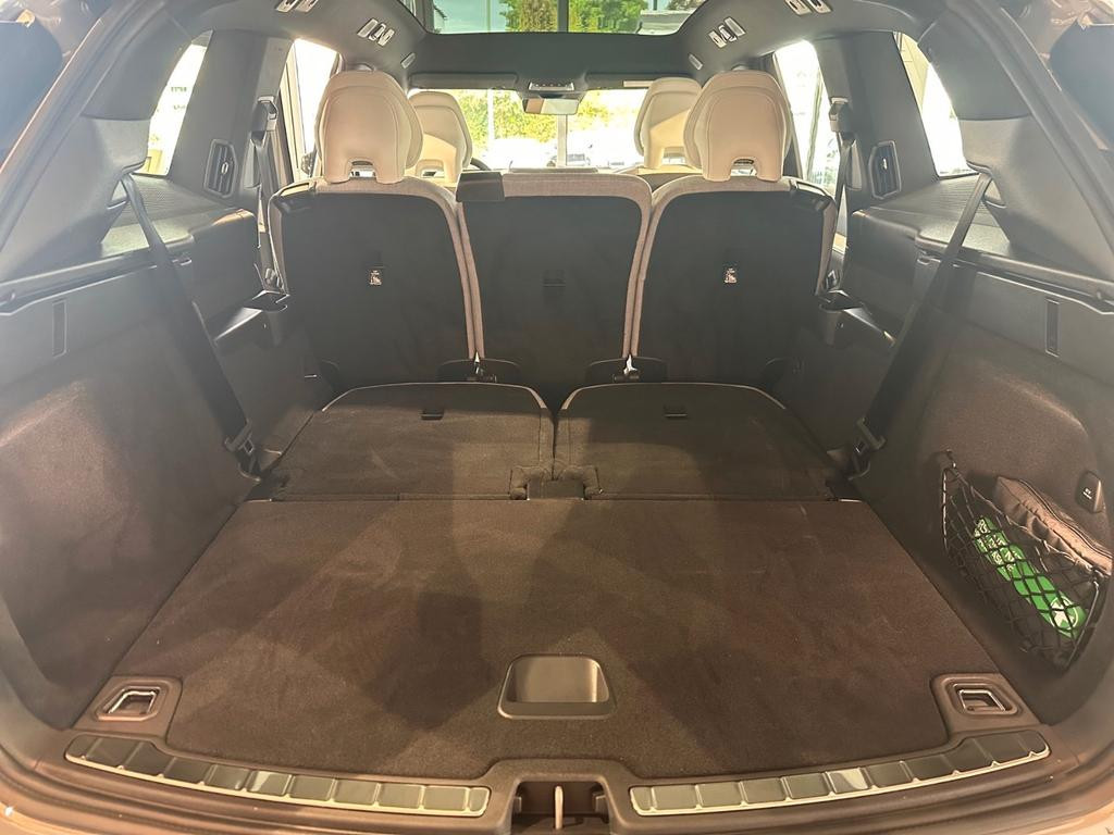 Volvo EX90