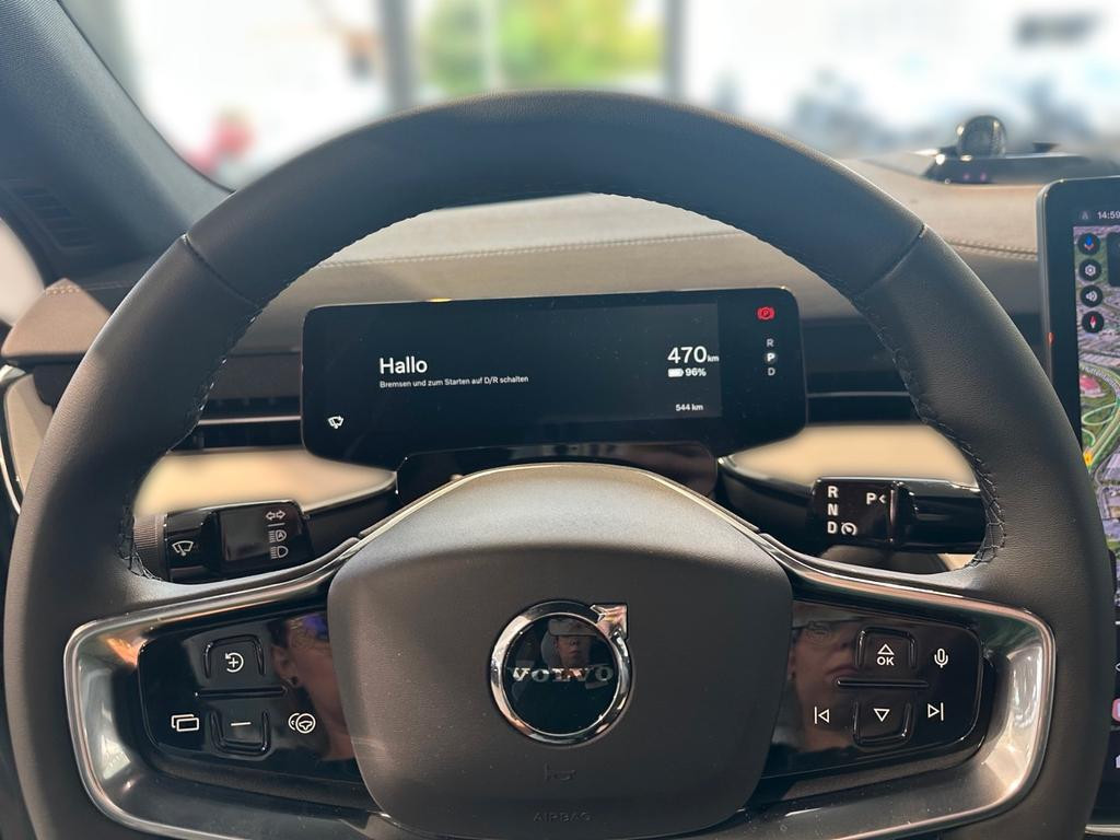 Volvo EX90