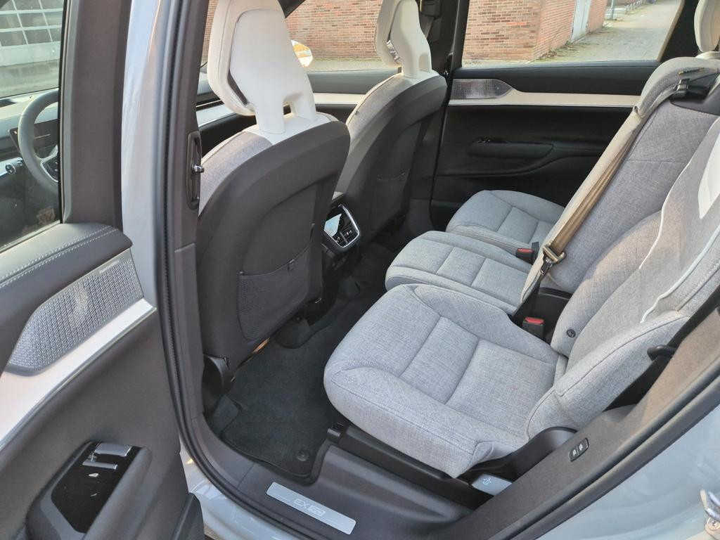 Volvo EX90