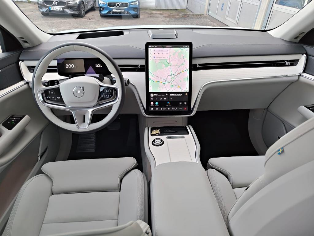 Volvo EX90