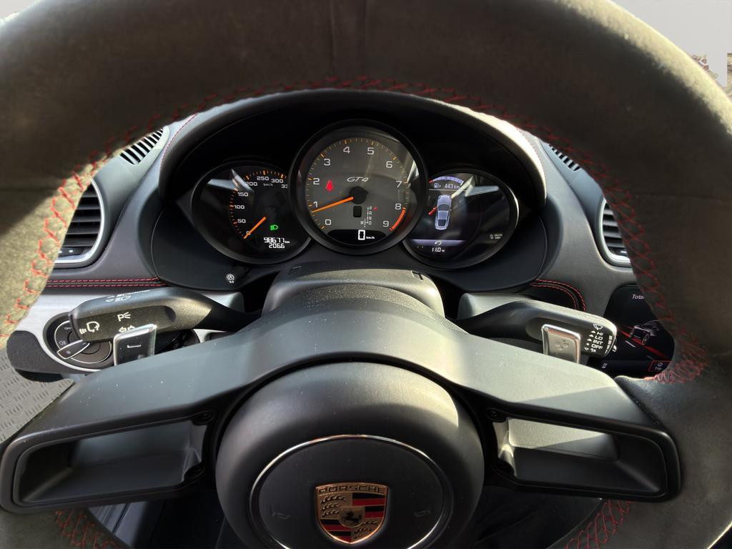 Porsche Cayman