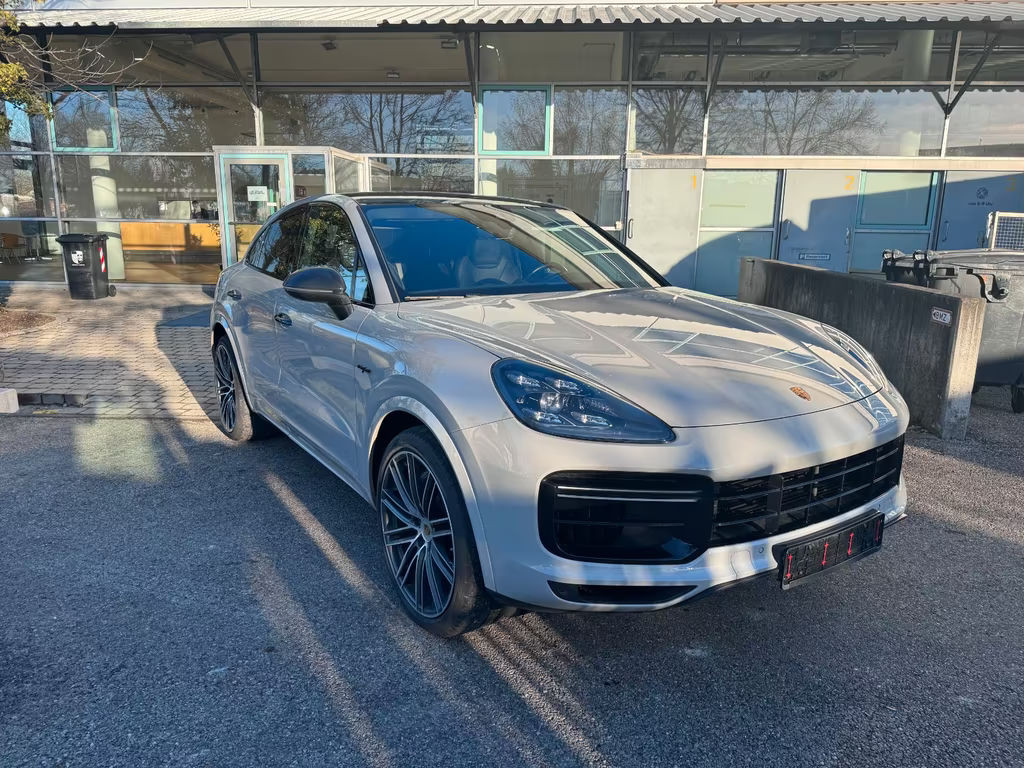 Porsche Cayenne E-Hybrid S Turbo Coupé