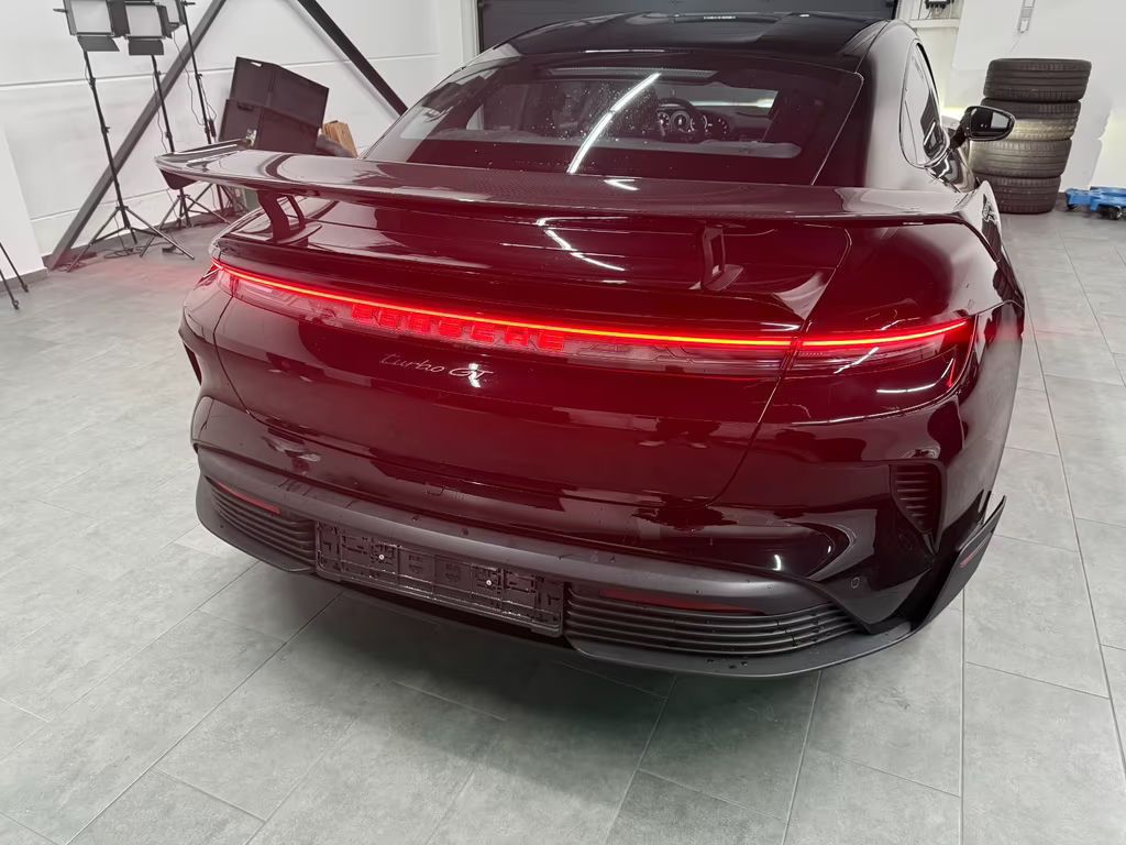 Porsche Taycan