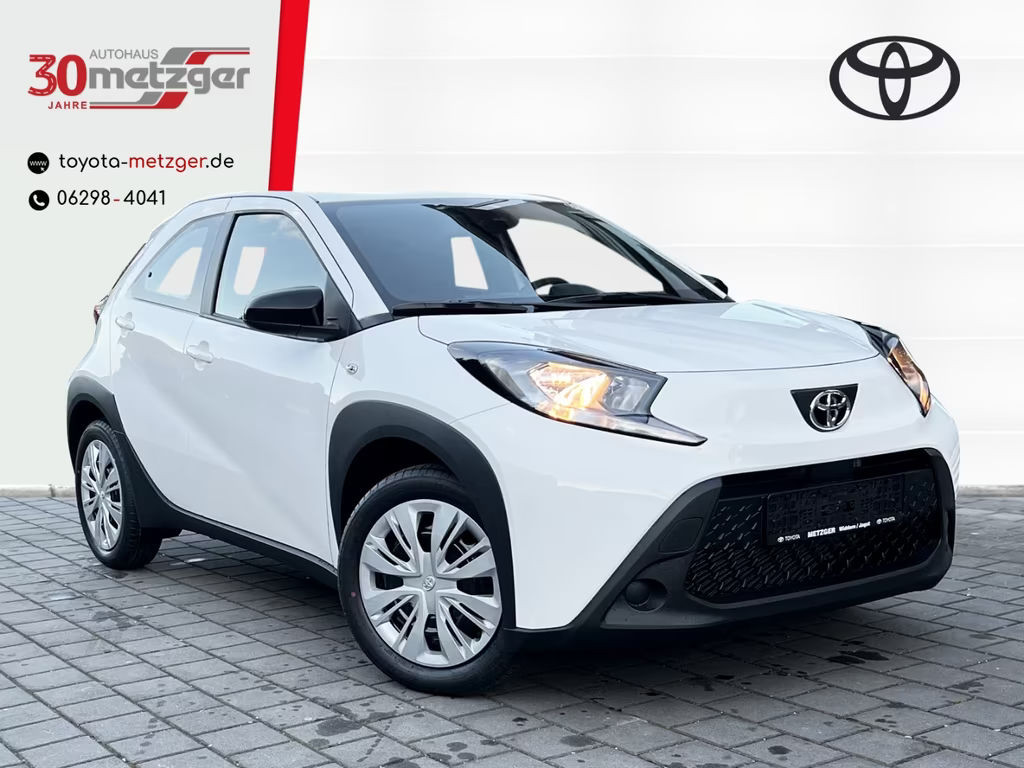 Toyota Aygo X Business 1.0 VVT-i